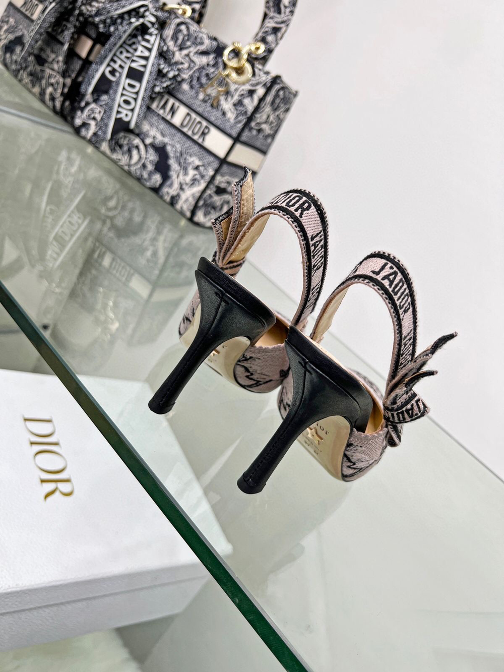 Туфли Christian Dior