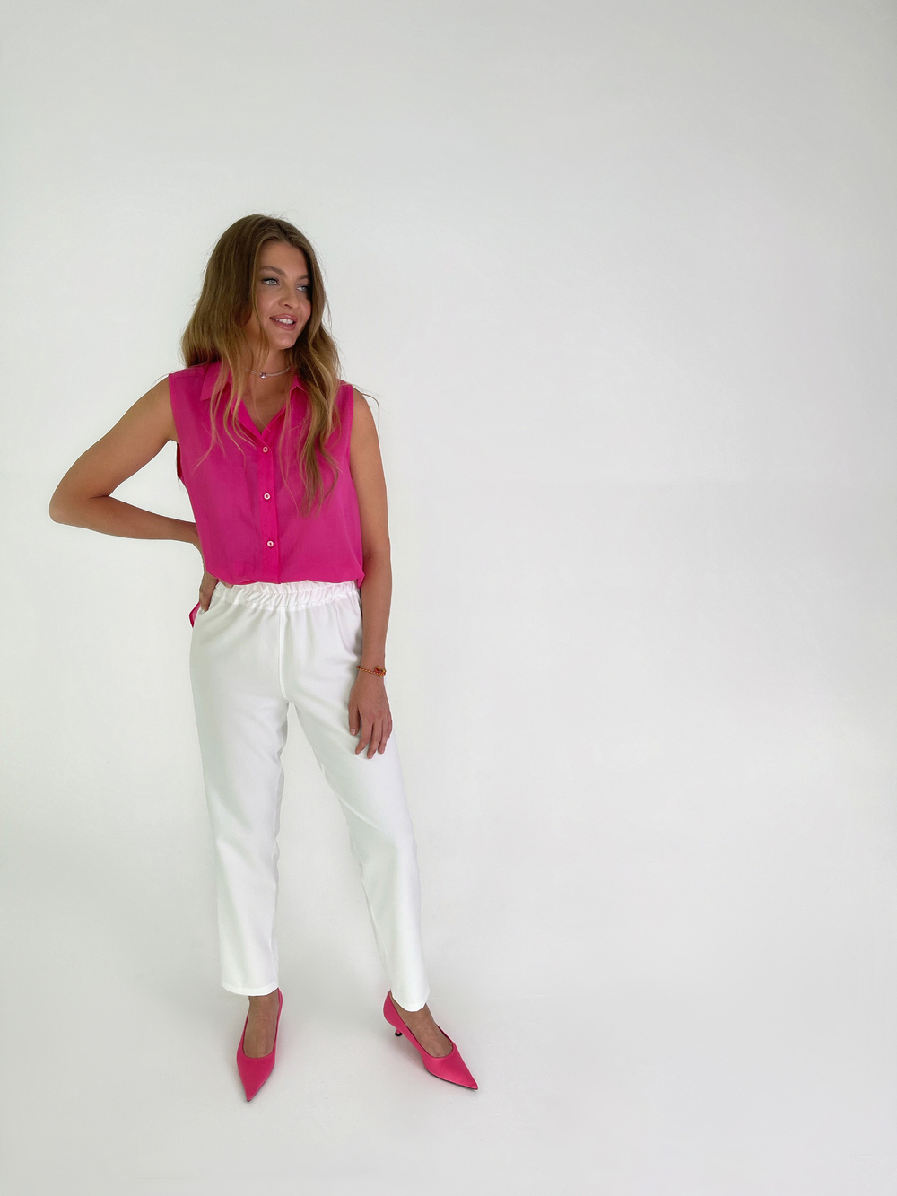 Блуза из батиста малиновый