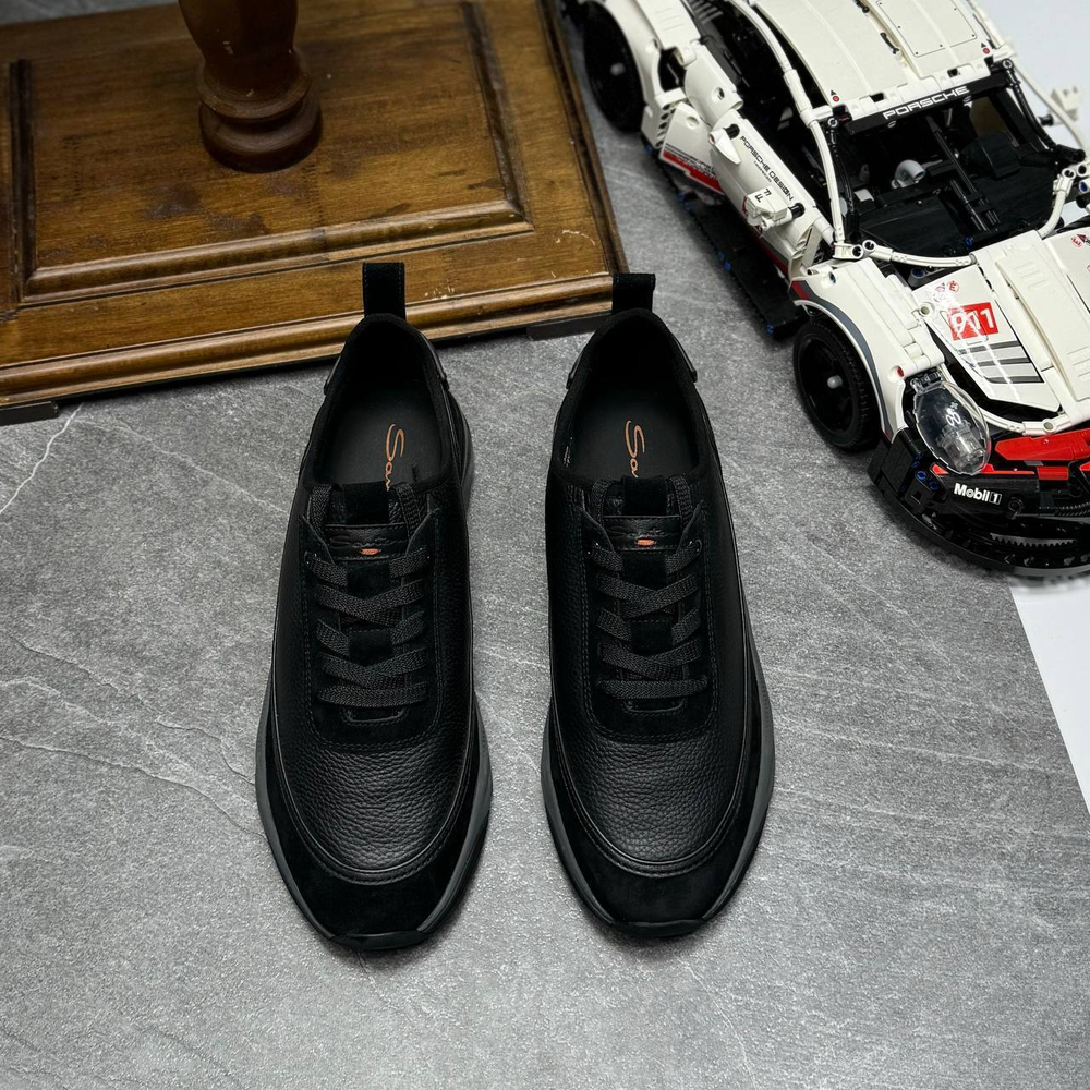 Кроссовки Santoni
