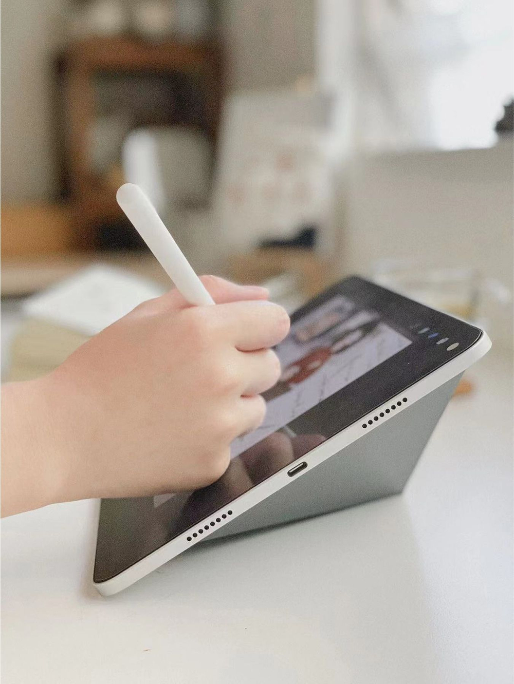 Складная магнитная подставка для планшета SNAP TABLET STAND / 6 позиций / Синяя