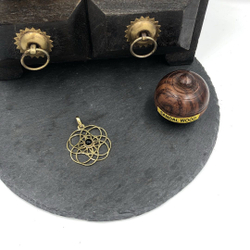 Подвеска Seed of Life черный оникс из латуни