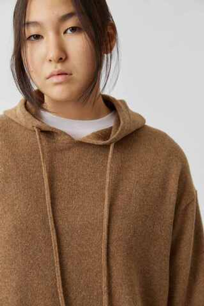 Свитшот с капюшоном песочного цвета