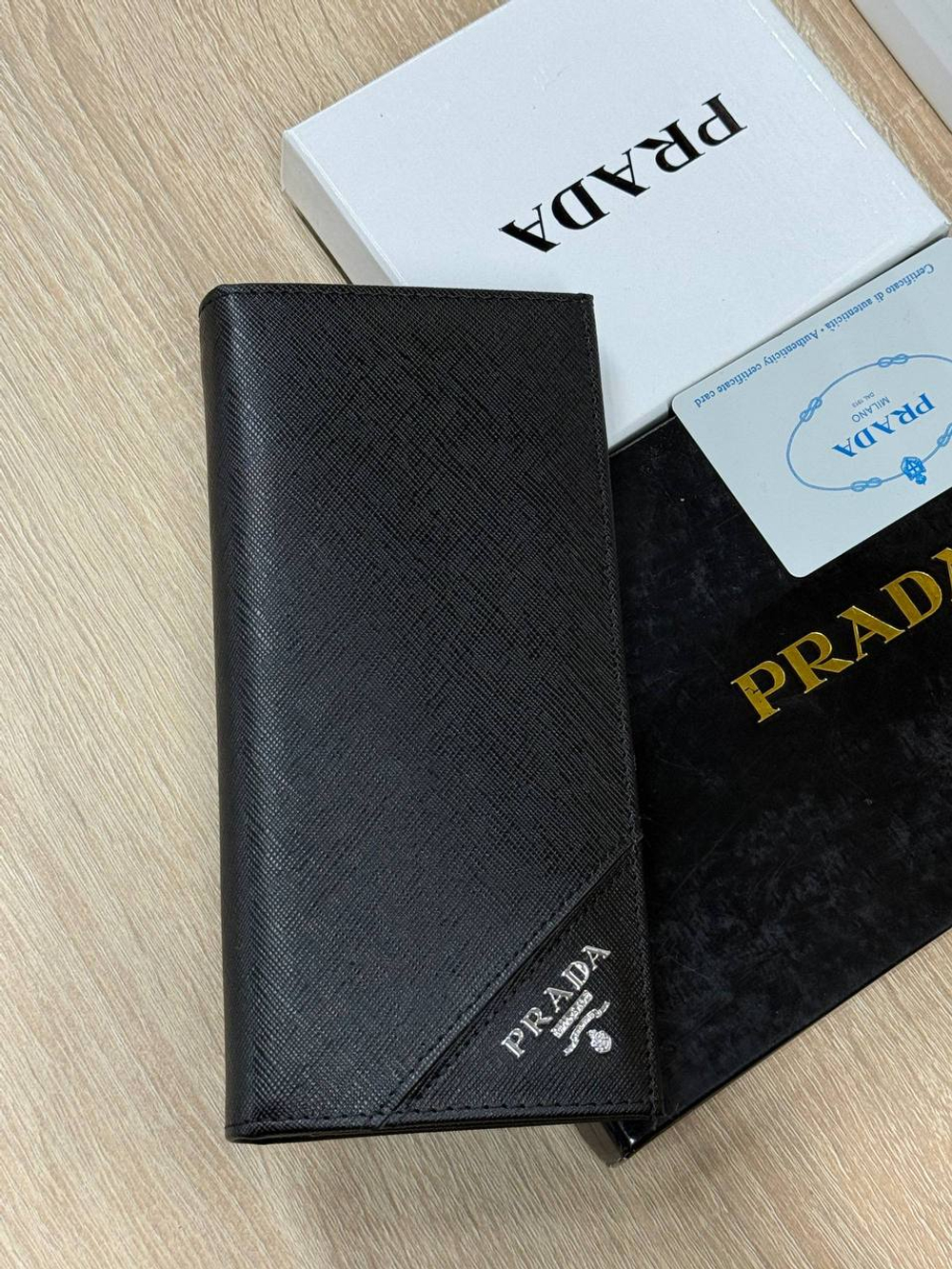 Кошелек Prada