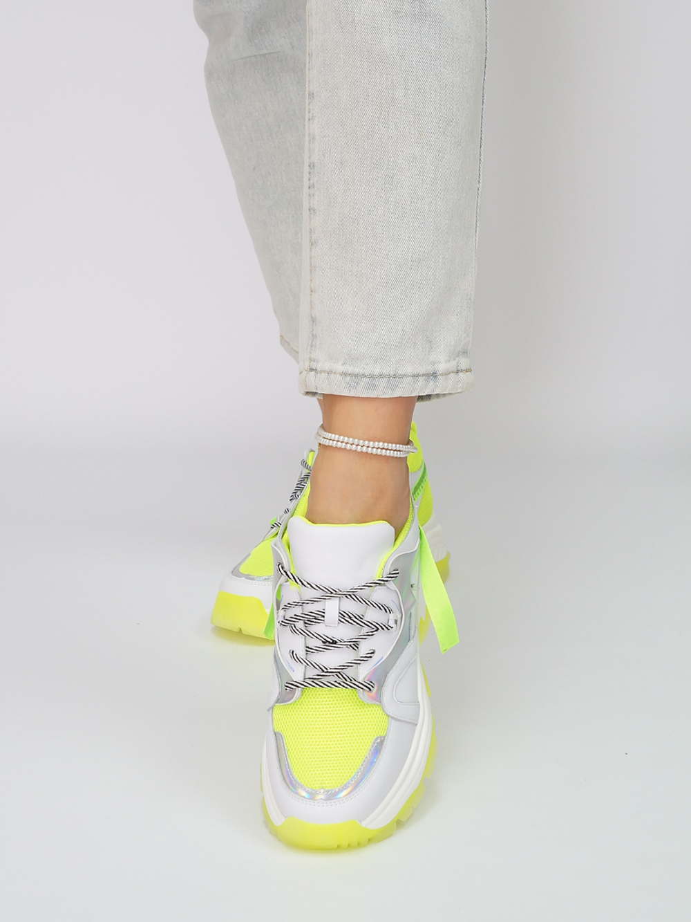 Кроссовки женские демисезонные