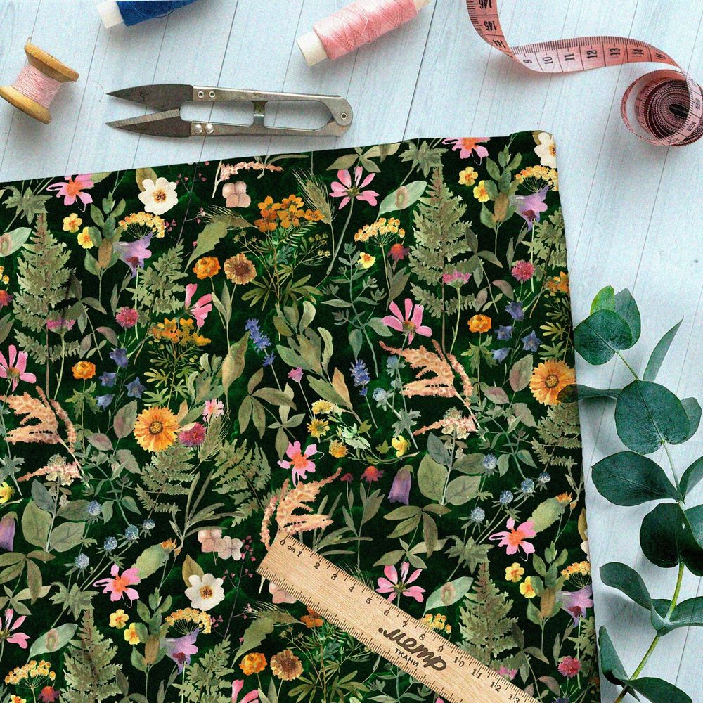 Ткань бифлекс цветы, колосья и трава на чёрном фоне