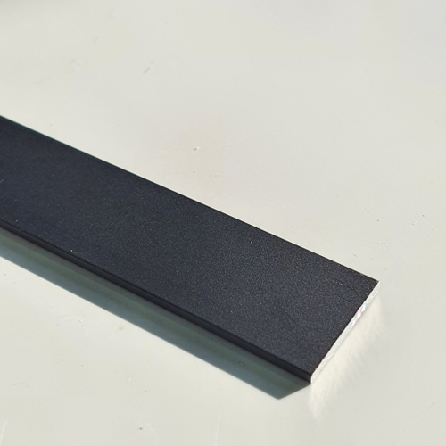 Полоса алюм. 15*1,5мм "DO-1" 2,2м Чёрный мат.