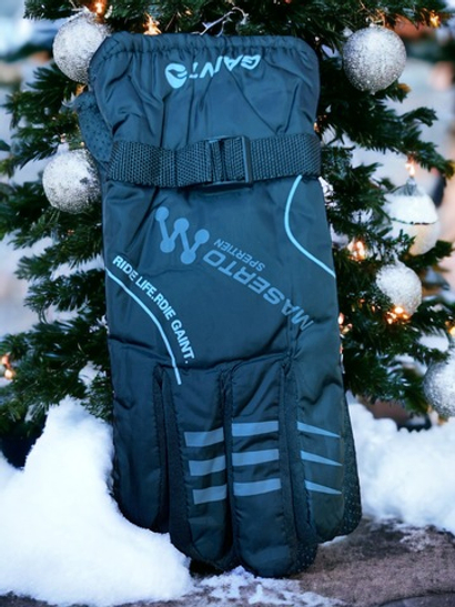 Перчатки. Мужские. 12 шт в упаковке.Верх: Водоотталкивающий материал. Подклад: Плюш-флис. Горнолыжные. В упаковке разные цвета.