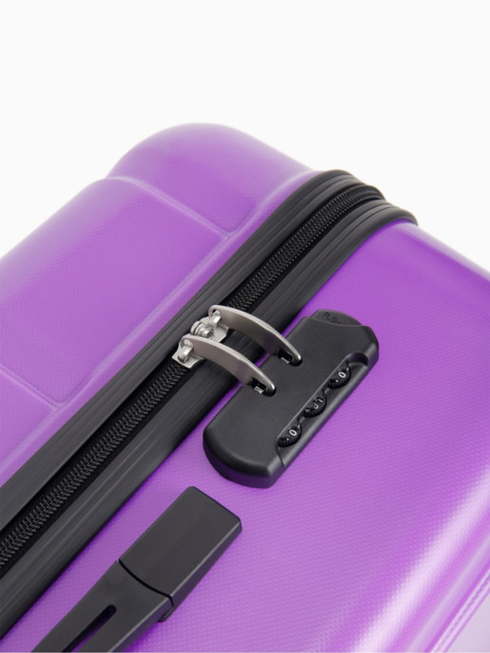 Чемодан SV 036 размера М+  Фиолетовый