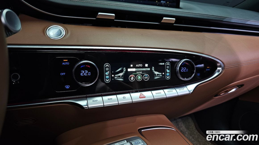 Genesis GV70 2.5T Бензин AWD (05.2022)