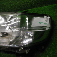 Фара левая Toyota Land Cruiser 200 (2015-2021) LED