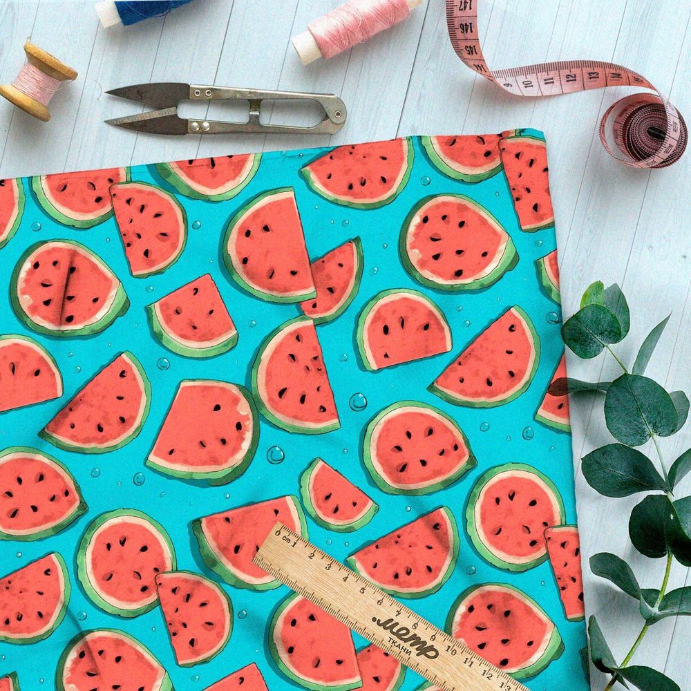 Ткань премиум атлас дольки арбуза на голубом