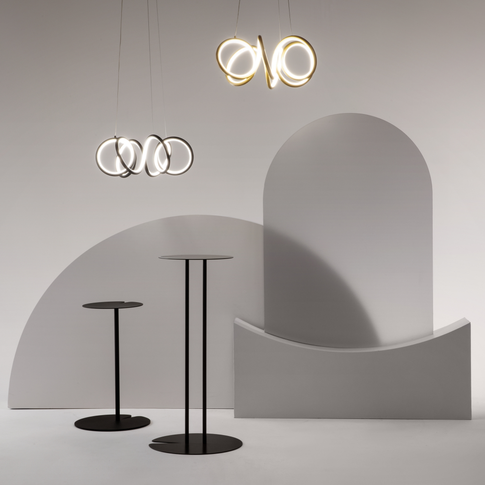 Подвесная светодиодная люстра Maytoni Curve MOD241PL-L60BK