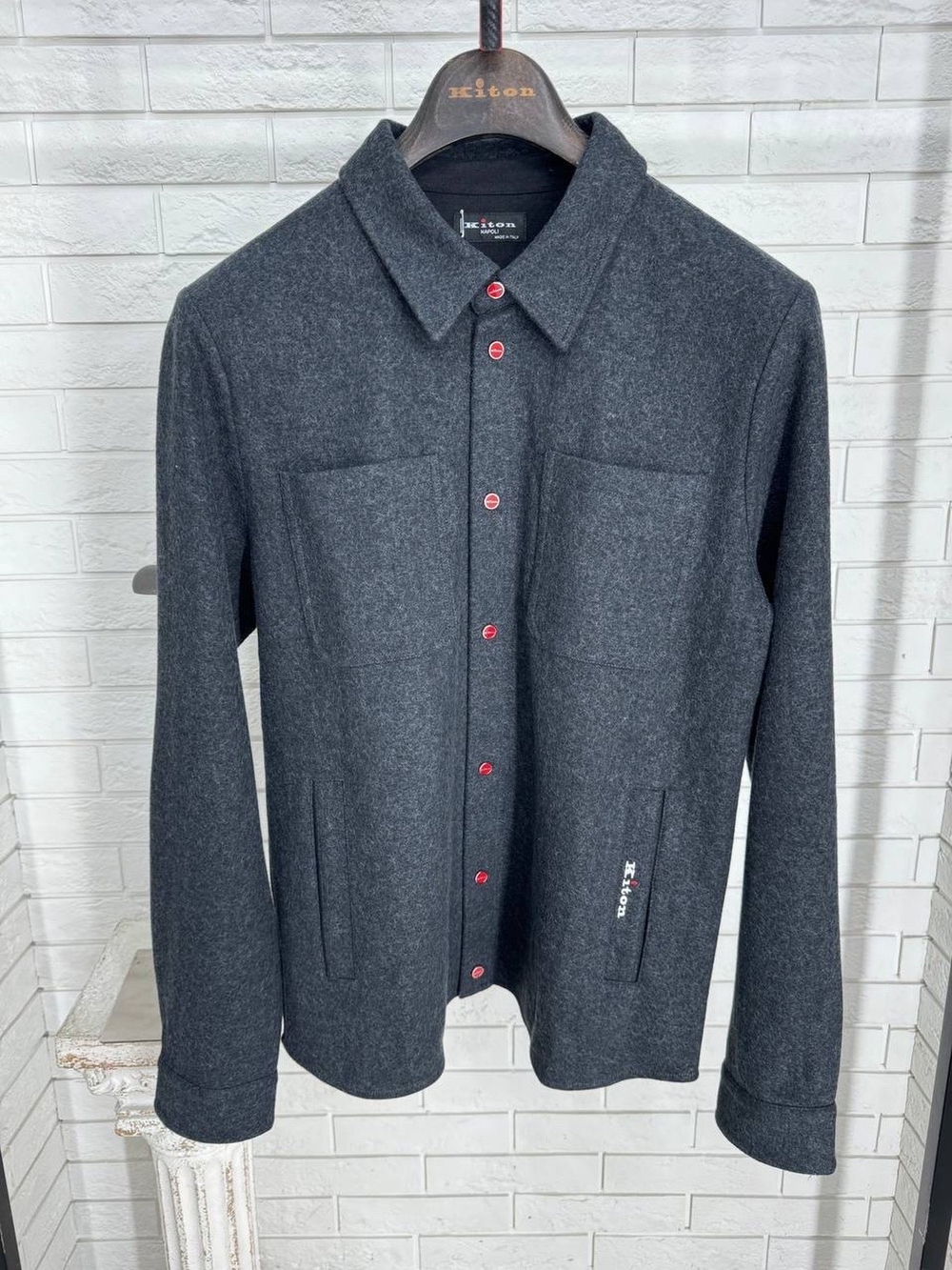 Кашемировый костюм Kiton