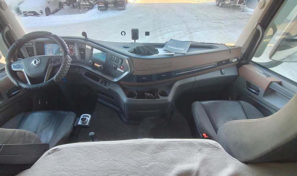 DongFeng GX 4x2 Седельный тягач DFH4180 (Дизельный, 13 л, 508 л.с., АТ)
