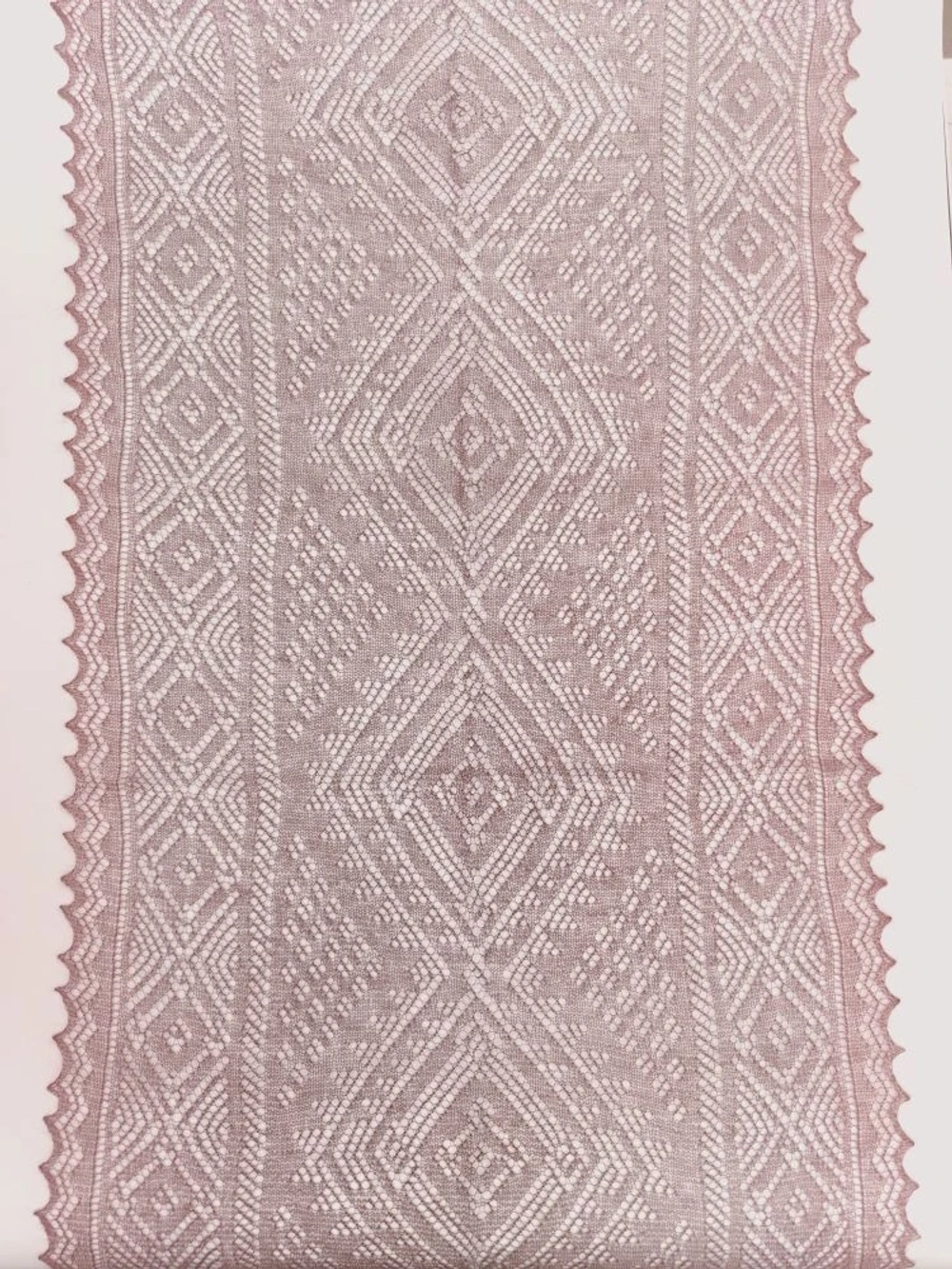 Оренбургский пуховый палантин А14060-06 магнолия