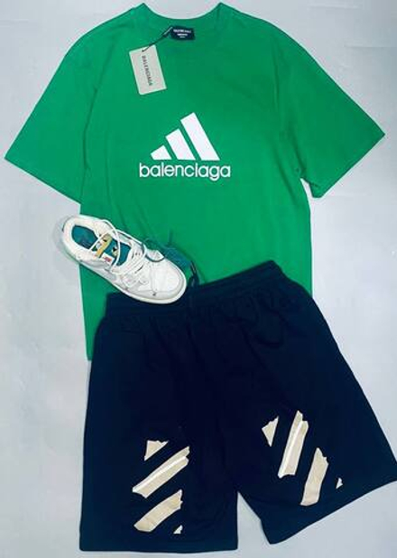 Футболка Balenciaga
