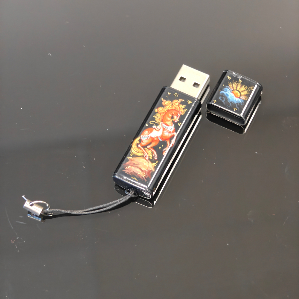 Флешка USB в футляре с ручной росписью "Сказочный конь"