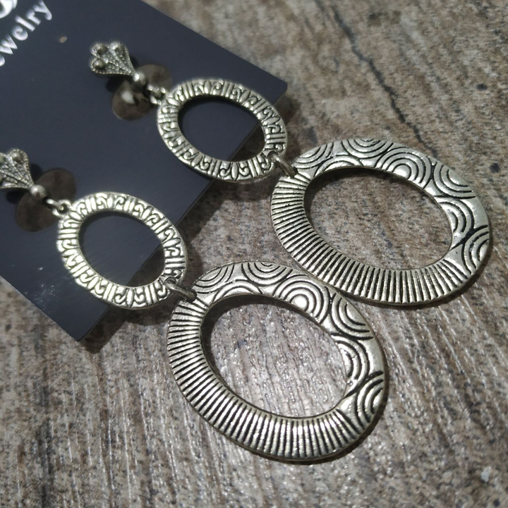 Серьги на англ.заст Bohemia 2 овала Королевская лилия металл античный серебристый