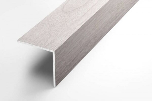 Уголок алюминиевый 40*40*1.8 мм 2.7 м дуб арктик ЛУКА