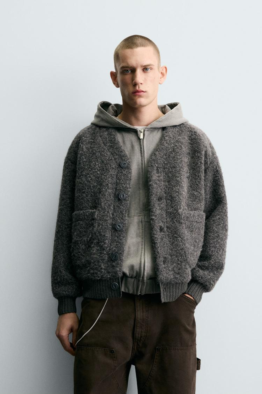 ZARA КАРДИГАН ИЗ РЕЛЬЕФНОЙ ТКАНИ С КАРМАНАМИ, СЕРЫЙ