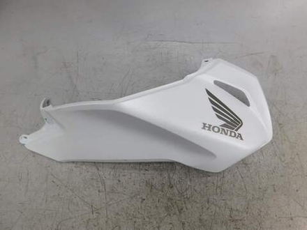 Пластик бака правый Honda NC700S NC750S RC61 RC70 64201-MGS-D100