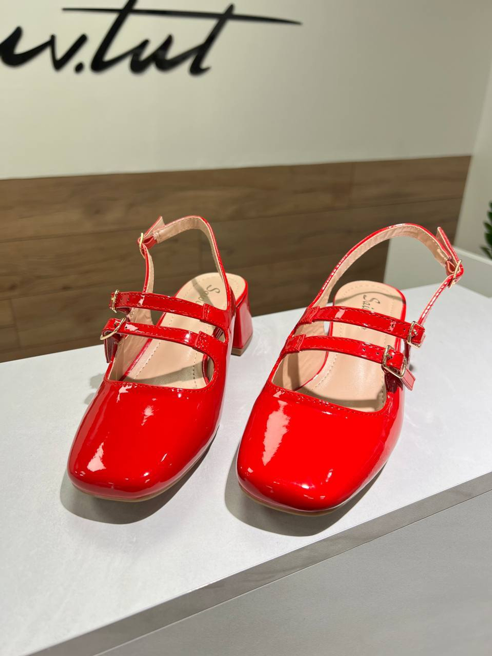 Туфли женские T190