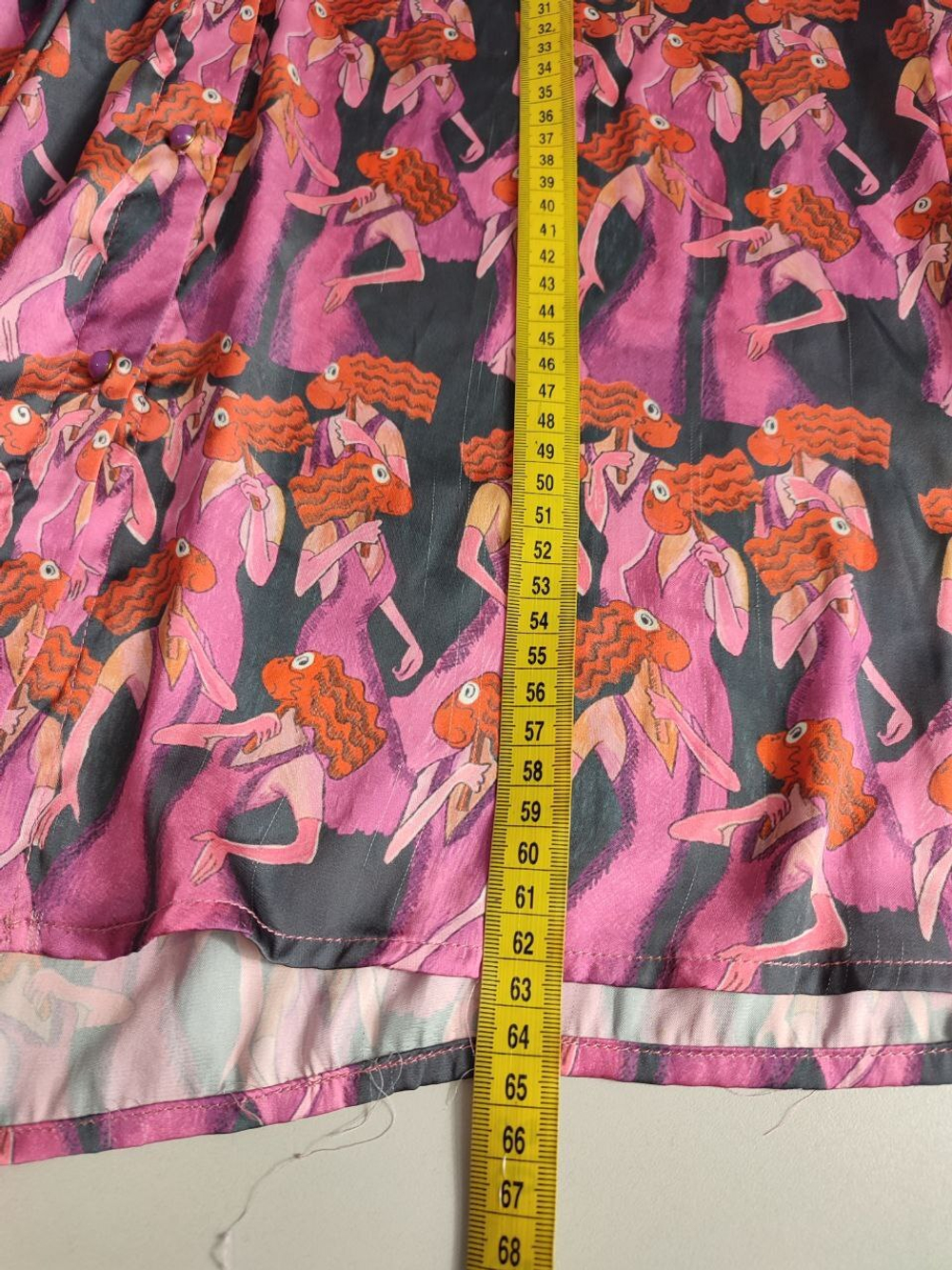 Блузка Elf Sack с оригинальным принтом, маркировка S, визуально на 44 размер