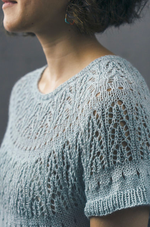 Описание по вязанию футболки спицами "Cascadas Tee"