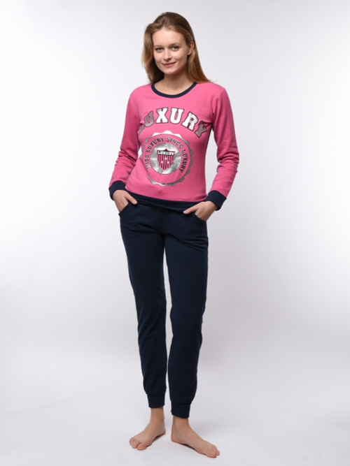 Костюм женский