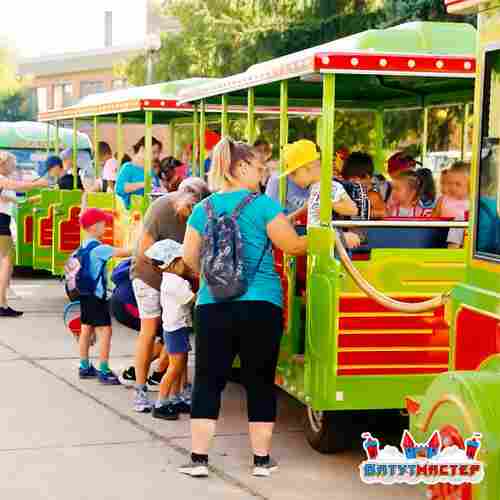 Безрельсовый аттракцион «Изумрудный Карнавал» 2 вагона, 17 мест, с музыкой