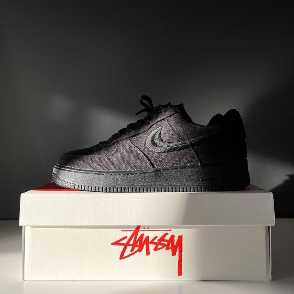 Nike Air Force x Stussy