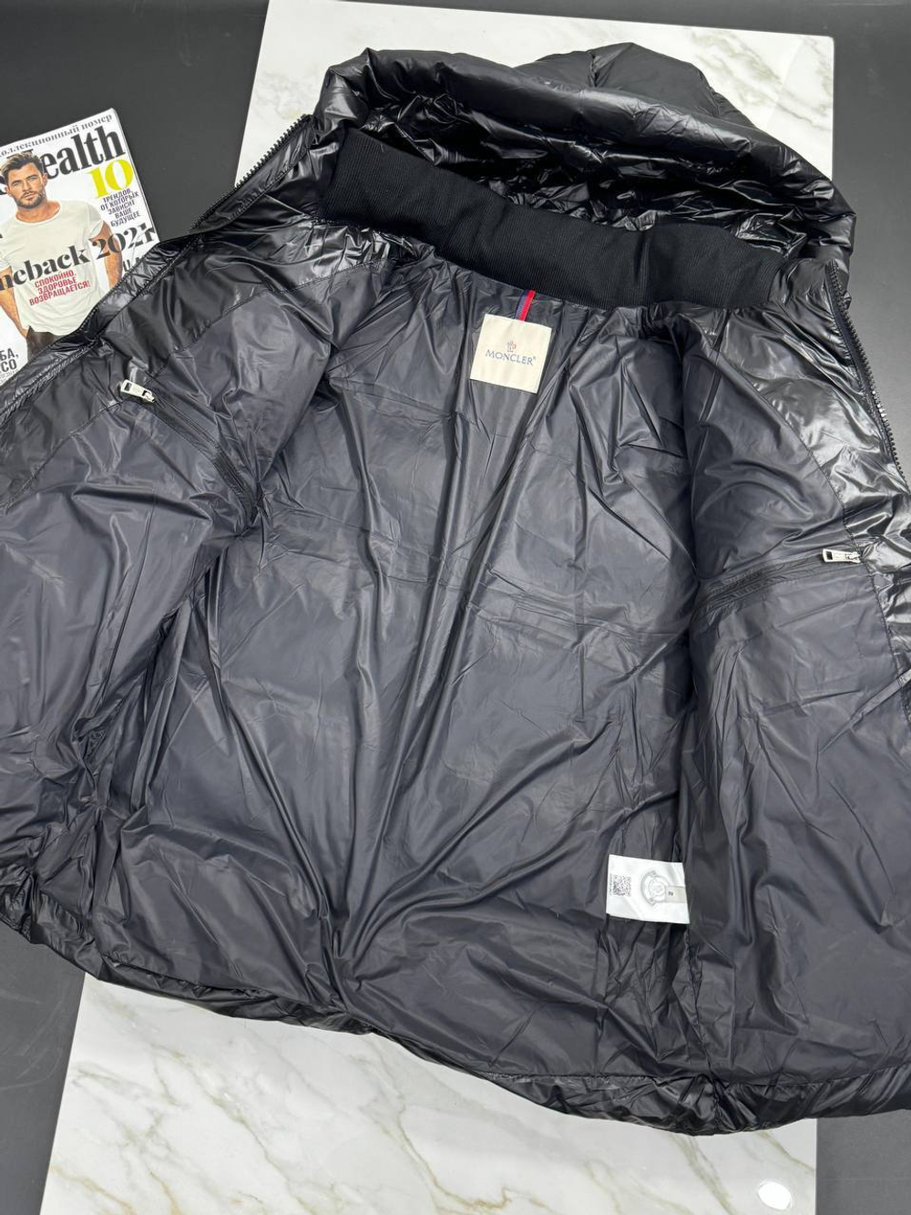 Пуховик Moncler