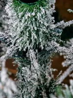 Заснеженная елка с шишками «ile Grande» (Литая+пвх) 240 см / 2,4 м