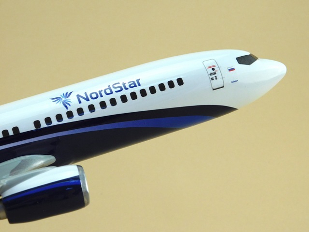 Модель самолета Boeing 737-800 (М1:100, Nordstar)