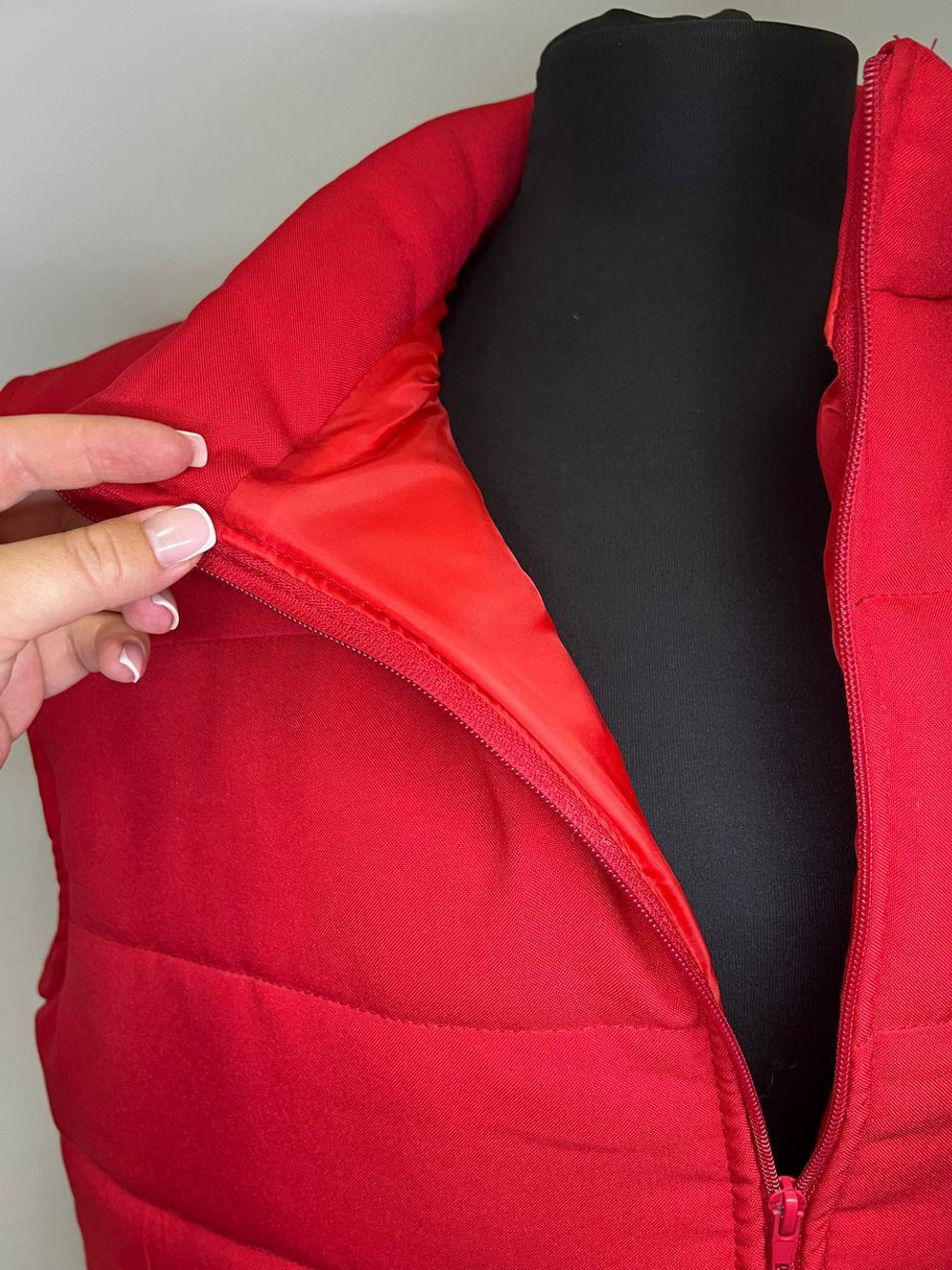 Жилет с логотипом