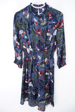 Платье Concept Club c цветами 40 размер