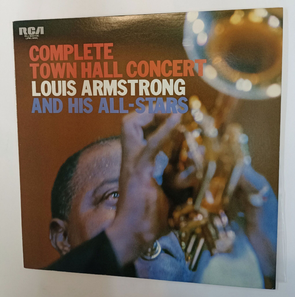 Винтажная виниловая пластинка LP Louis Armstrong And His All Stars Complete Town Hall Concert (Japan 1977)