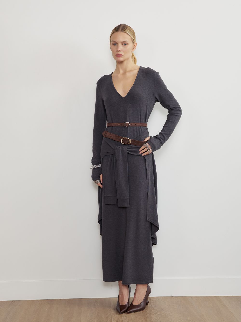 БАЗОВЫЙ РЕМЕНЬ С МЯТОЙ ПРЯЖКОЙ ЗАМША ТЕМНЫЙ ШОКОЛАД