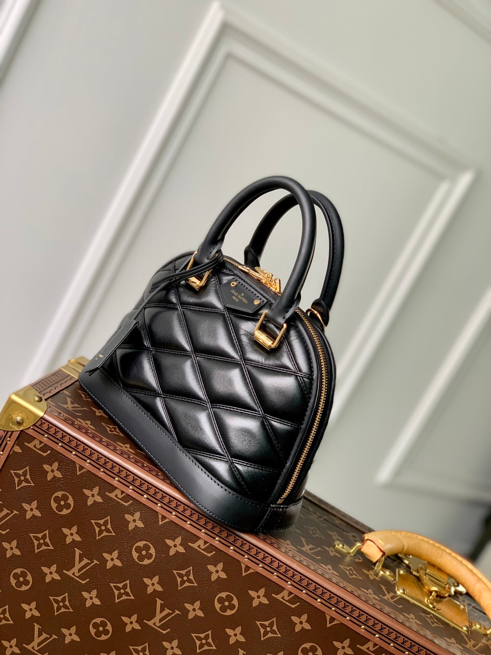 Louis Vuitton Alma BB