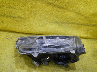 Фара левая Toyota Rav 4 CA40 (2015-2019) LED