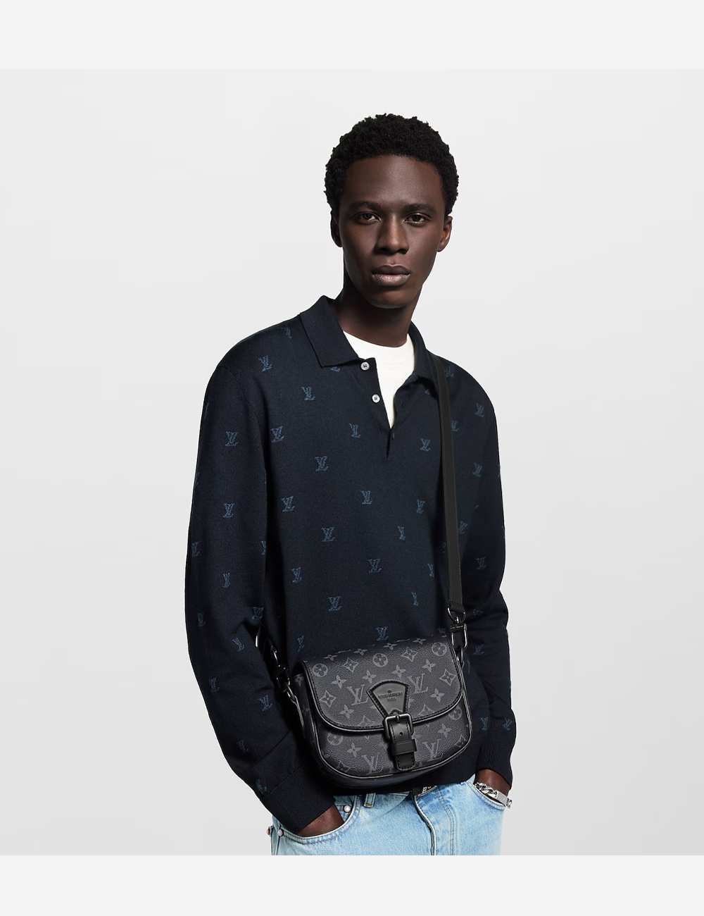 Сумка Louis Vuitton Montsouris Messenger PM "Monogram Eclipse"