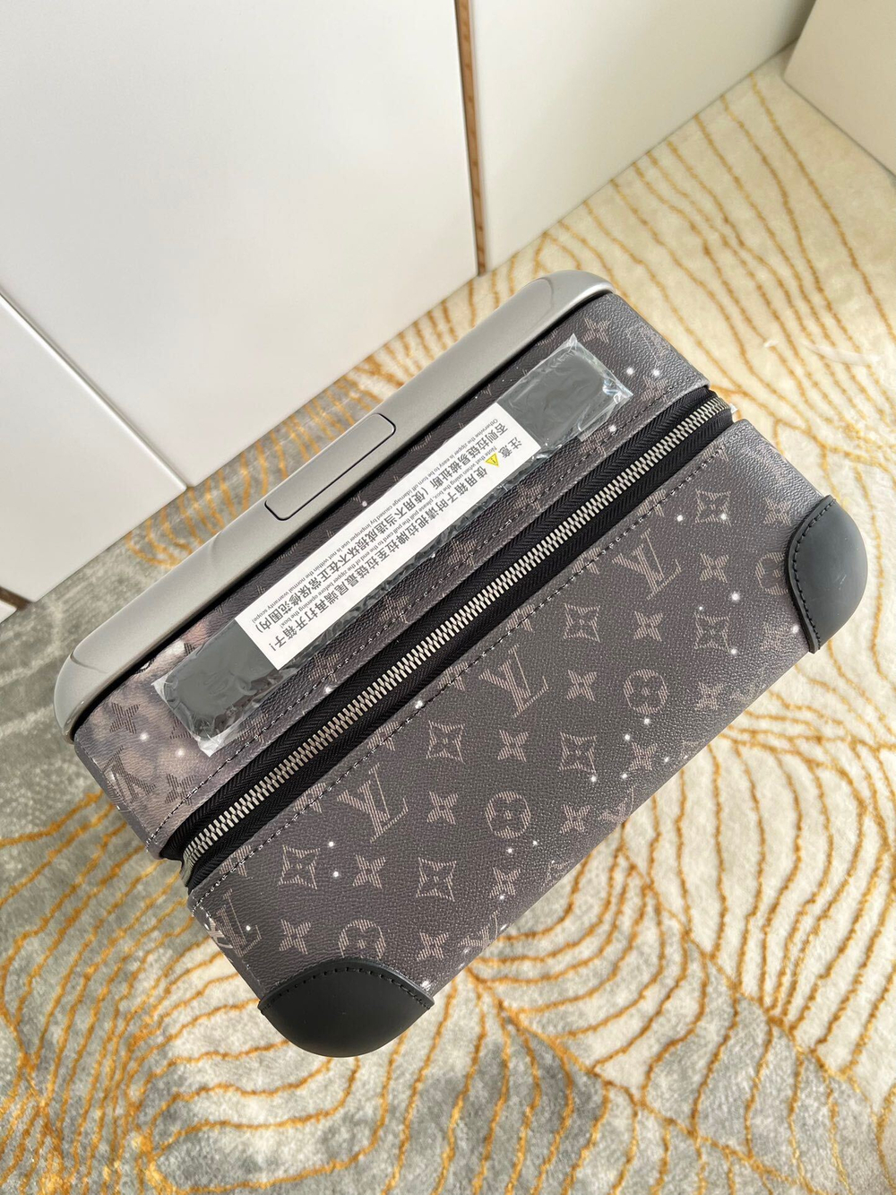 Louis Vuitton Horizon 55 Suitcase