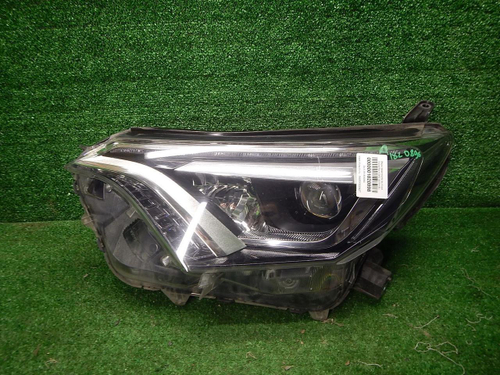 Фара левая Toyota Rav 4 CA40 (2015-2019) LED