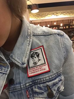 Нашивка Булгаков «Злых людей нет на свете»