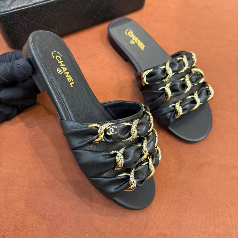 Шлепанцы Chanel
