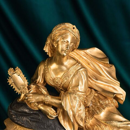 Винтаж: Антикварные каминные/кабинетные часы «Восточная девушка»