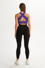 Топ с контрастным принтом