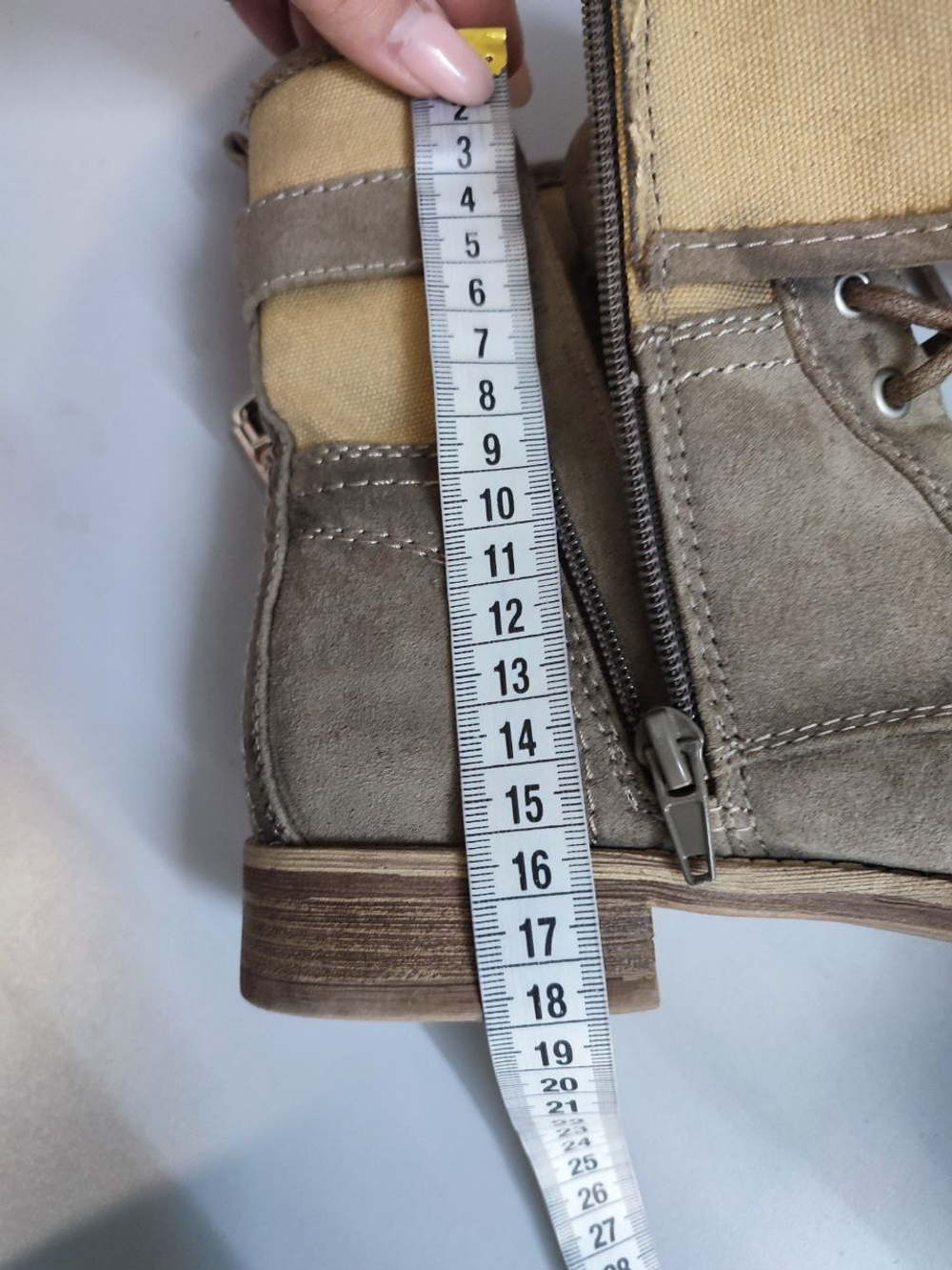 Ботинки Graceland на шнурках 39 размер