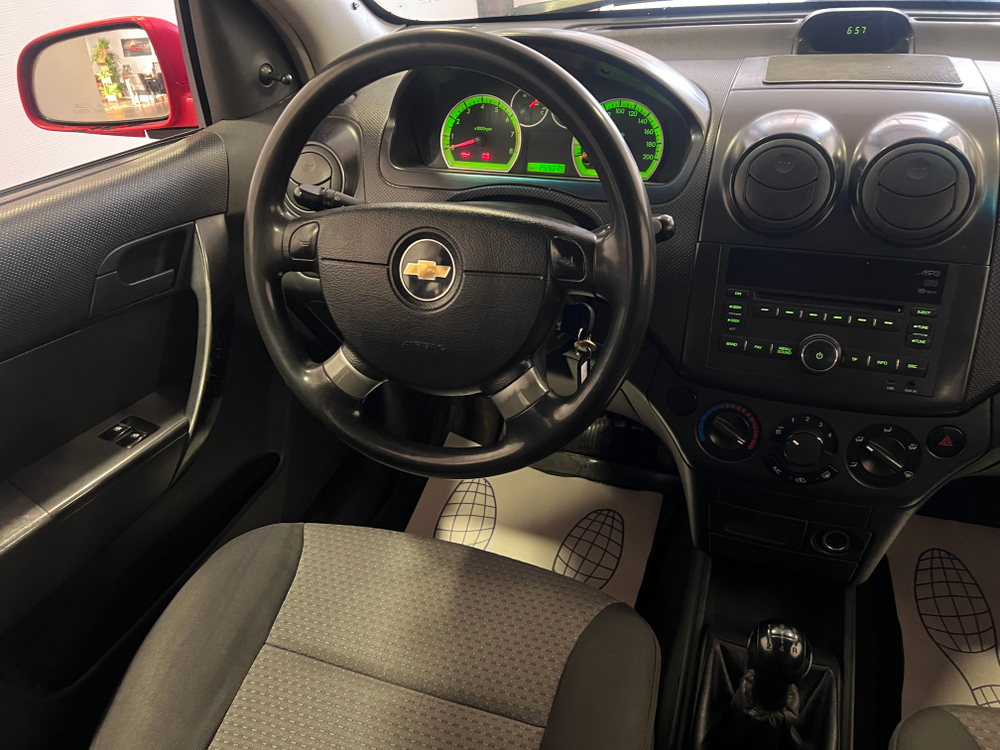 Chevrolet Aveo, 2011 год