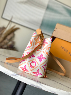 Louis Vuitton NeoNoe BB